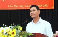Bắt chủ tịch phường ‘bảo kê’ nuôi trồng thủy sản trên vịnh Bái Tử Long