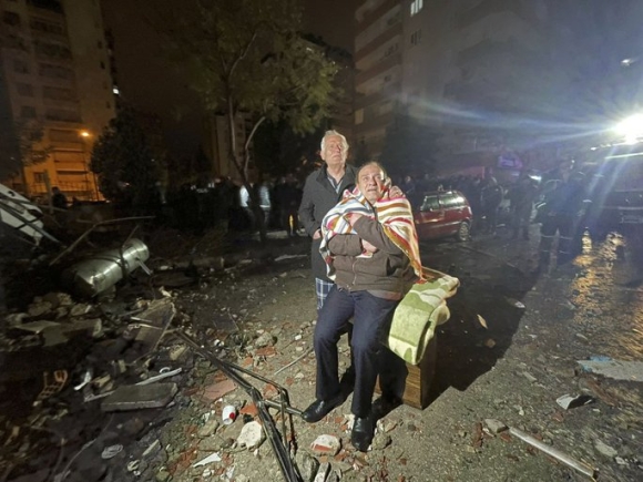 Hơn 1.500 người đã thiệt mạng sau động đất ở Thổ Nhĩ Kỳ và Syria - 6