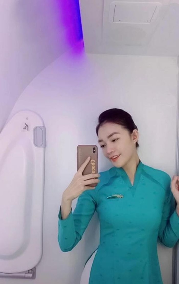 Profile nữ tiếp viên hàng không Vietnam Airlines từng là idol CCTalk - Hình 1